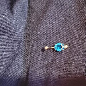 🆕️ Skull Belly Button Ring Inlaid Shiny Zircon Gold Ocean Blue